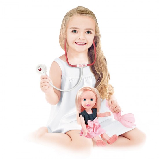 Papusa Medic cu Accesorii