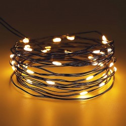 Instalatie de Lumini cu 132 de Becuri LED cu Baterii si Program 2.096m de Interior & Exterior - Alb Cald