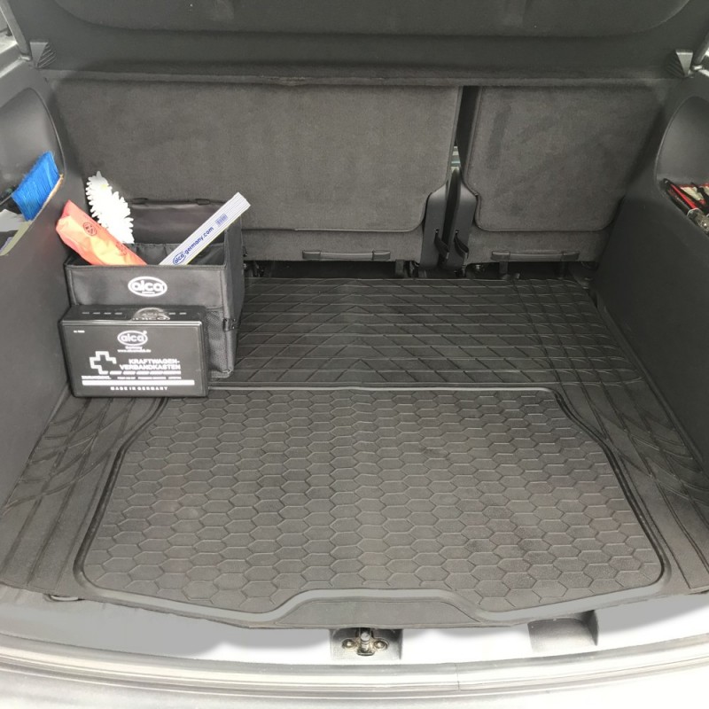 Covoras Portbagaj Universal 140X108 Cm