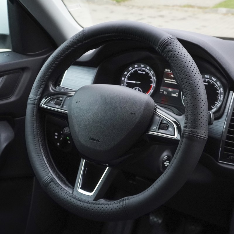 Husa Volan Piele Naturala Semi Perforata Negru 39-41 Cm